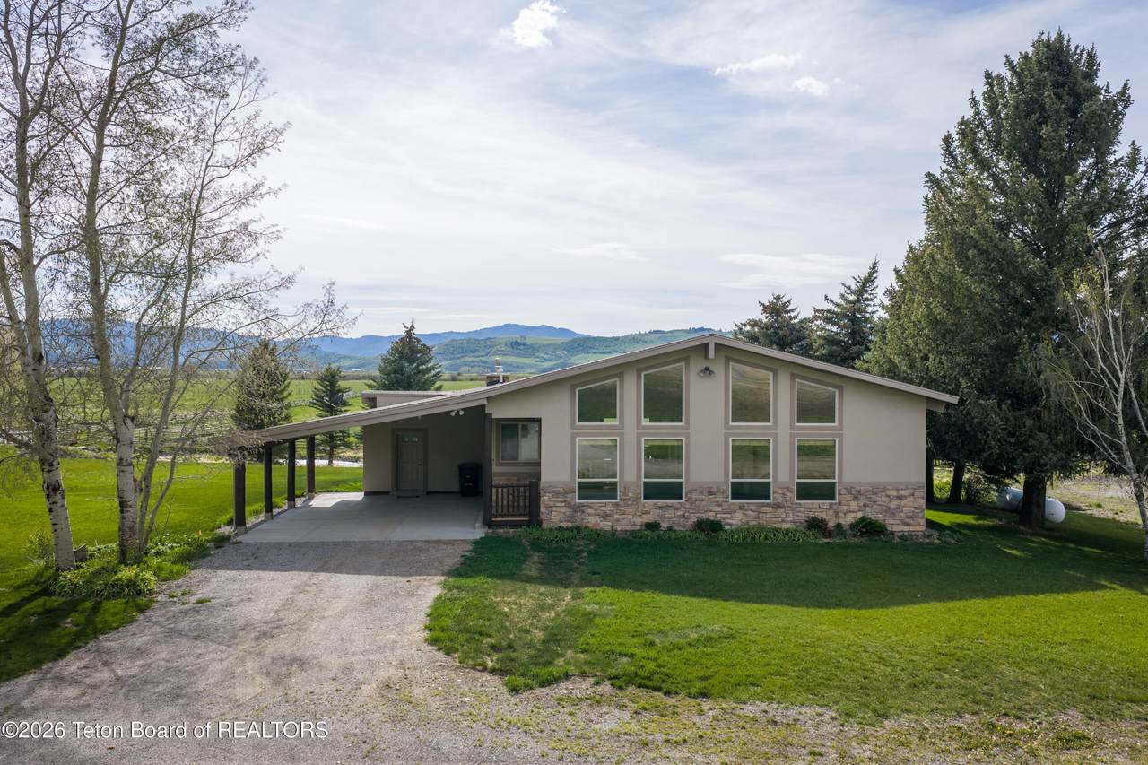 https://bt-photos.global.ssl.fastly.net/teton/1280_boomver_1_26-1298-2.jpg