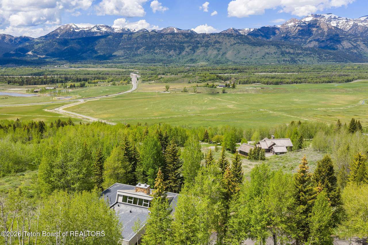 https://bt-photos.global.ssl.fastly.net/teton/1280_boomver_1_26-1312-2.jpg