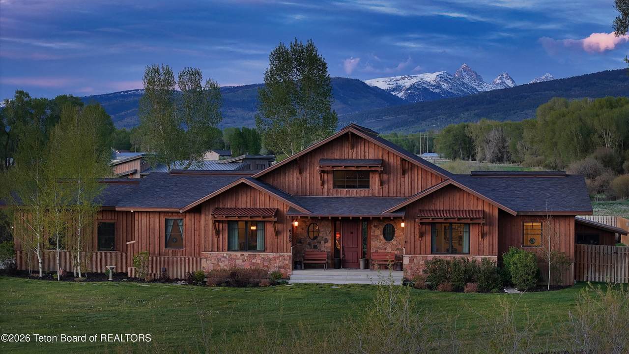 https://bt-photos.global.ssl.fastly.net/teton/1280_boomver_1_26-1324-2.jpg