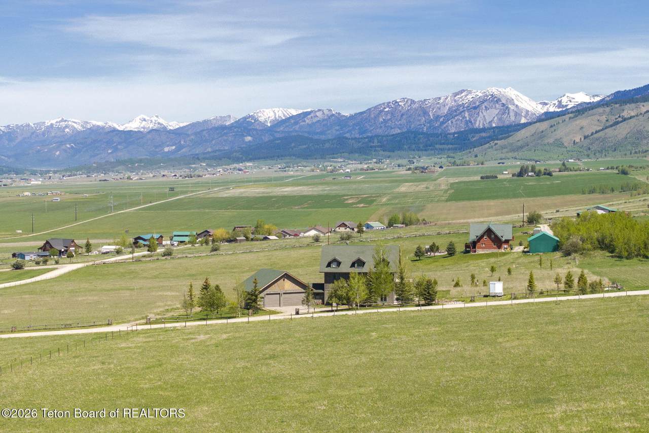 https://bt-photos.global.ssl.fastly.net/teton/1280_boomver_1_26-1325-2.jpg