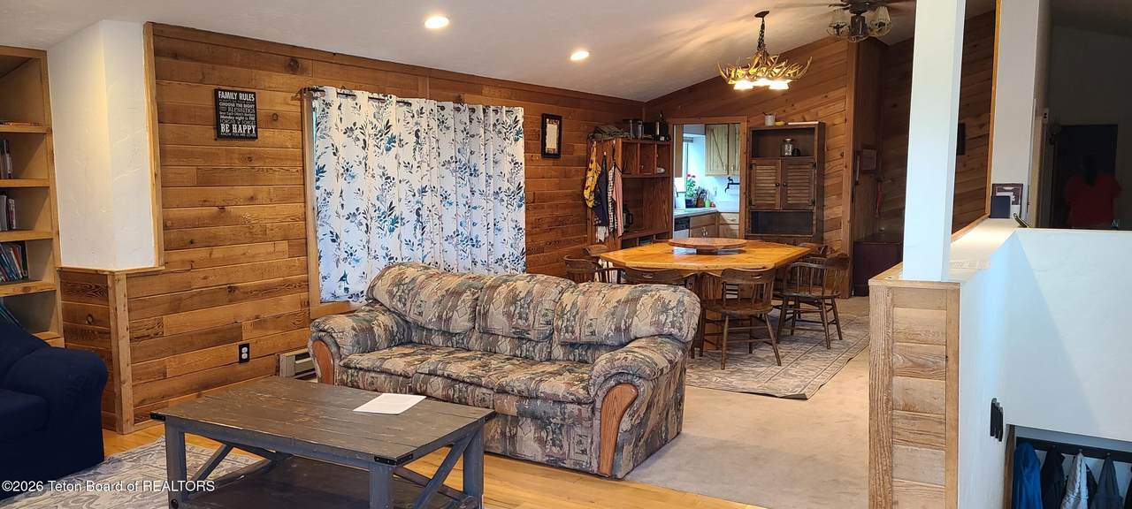 https://bt-photos.global.ssl.fastly.net/teton/1280_boomver_1_26-1338-2.jpg
