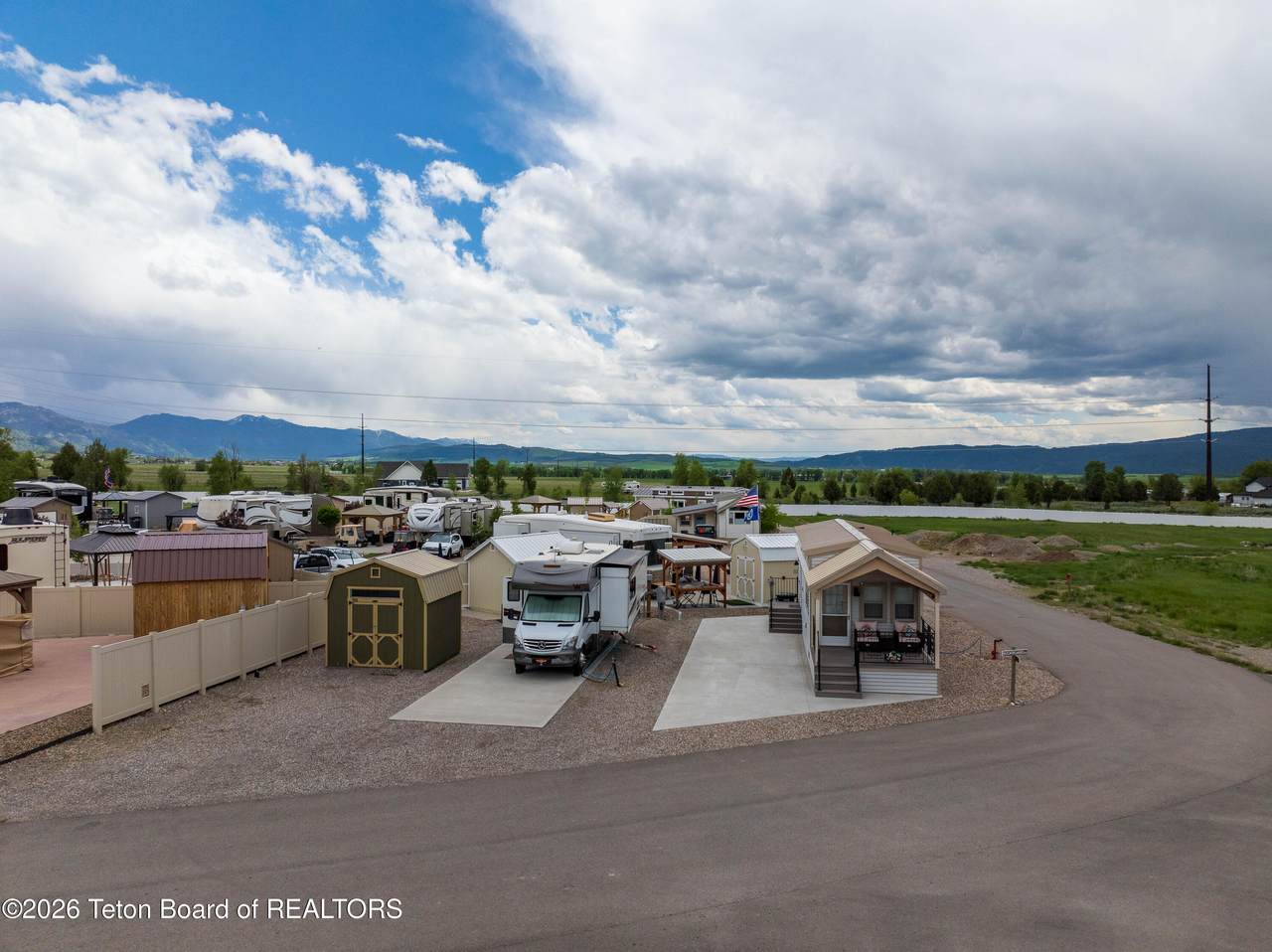 https://bt-photos.global.ssl.fastly.net/teton/1280_boomver_1_26-1357-2.jpg