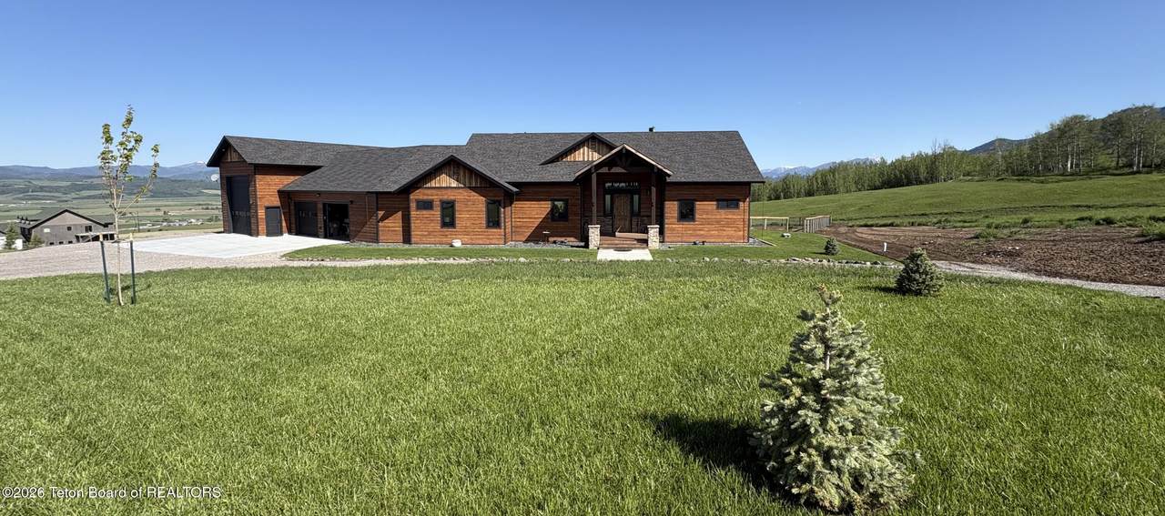 https://bt-photos.global.ssl.fastly.net/teton/1280_boomver_1_26-1371-2.jpg