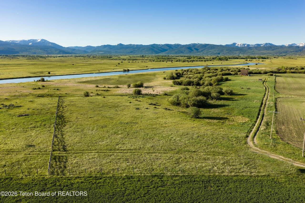 https://bt-photos.global.ssl.fastly.net/teton/1280_boomver_1_26-1374-2.jpg
