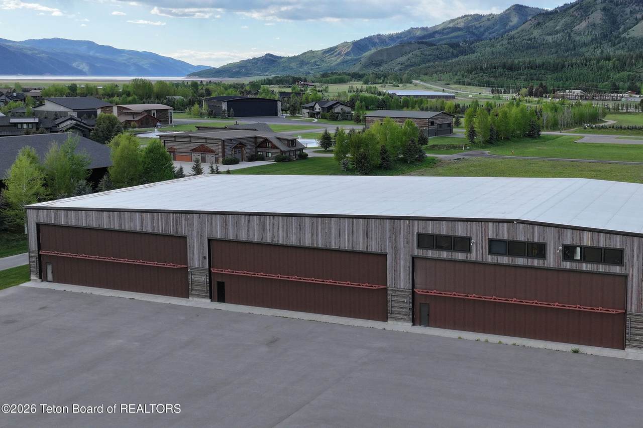 209 Refuge Parkway - Photo 1