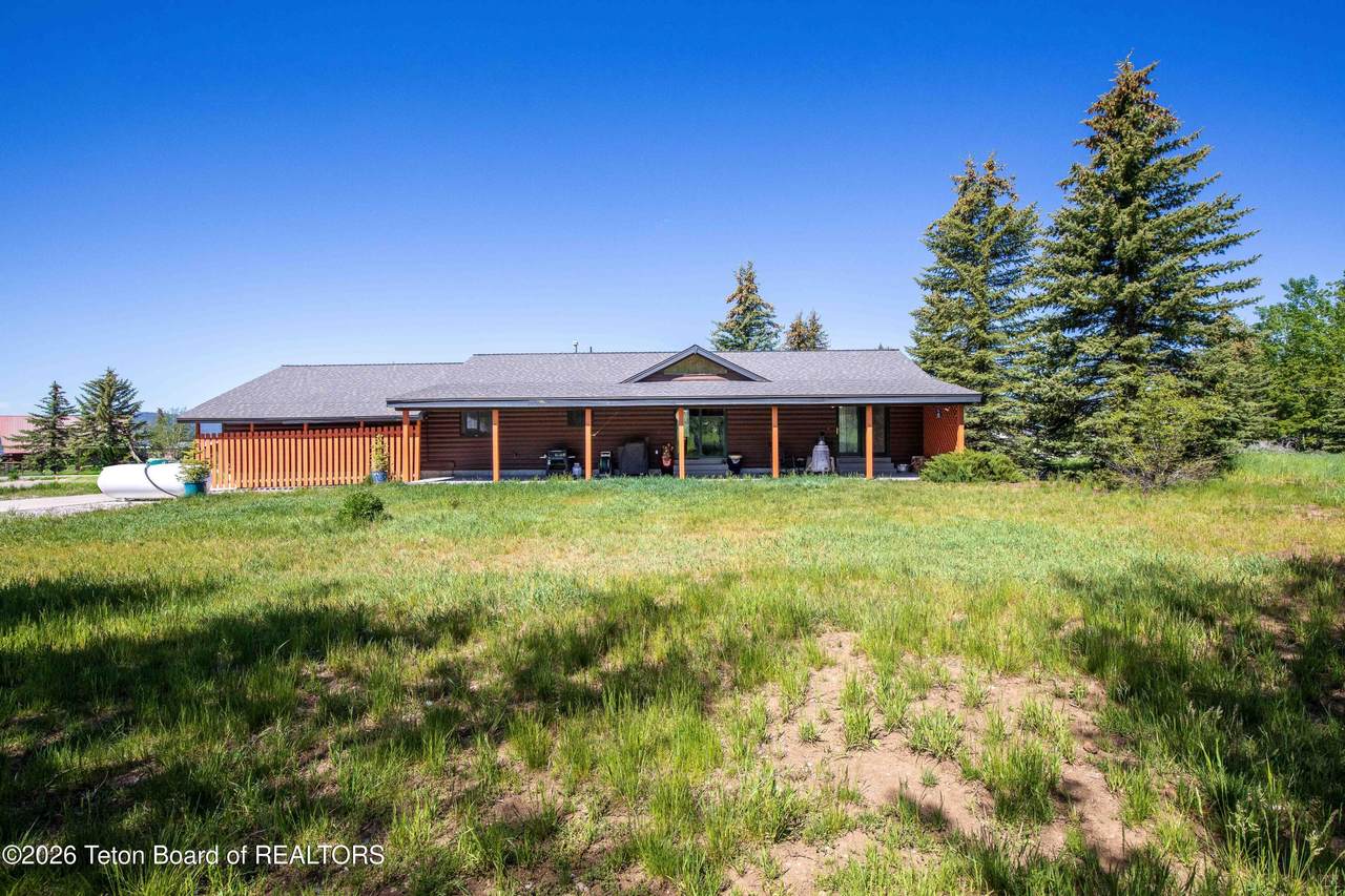 https://bt-photos.global.ssl.fastly.net/teton/1280_boomver_1_26-1386-2.jpg