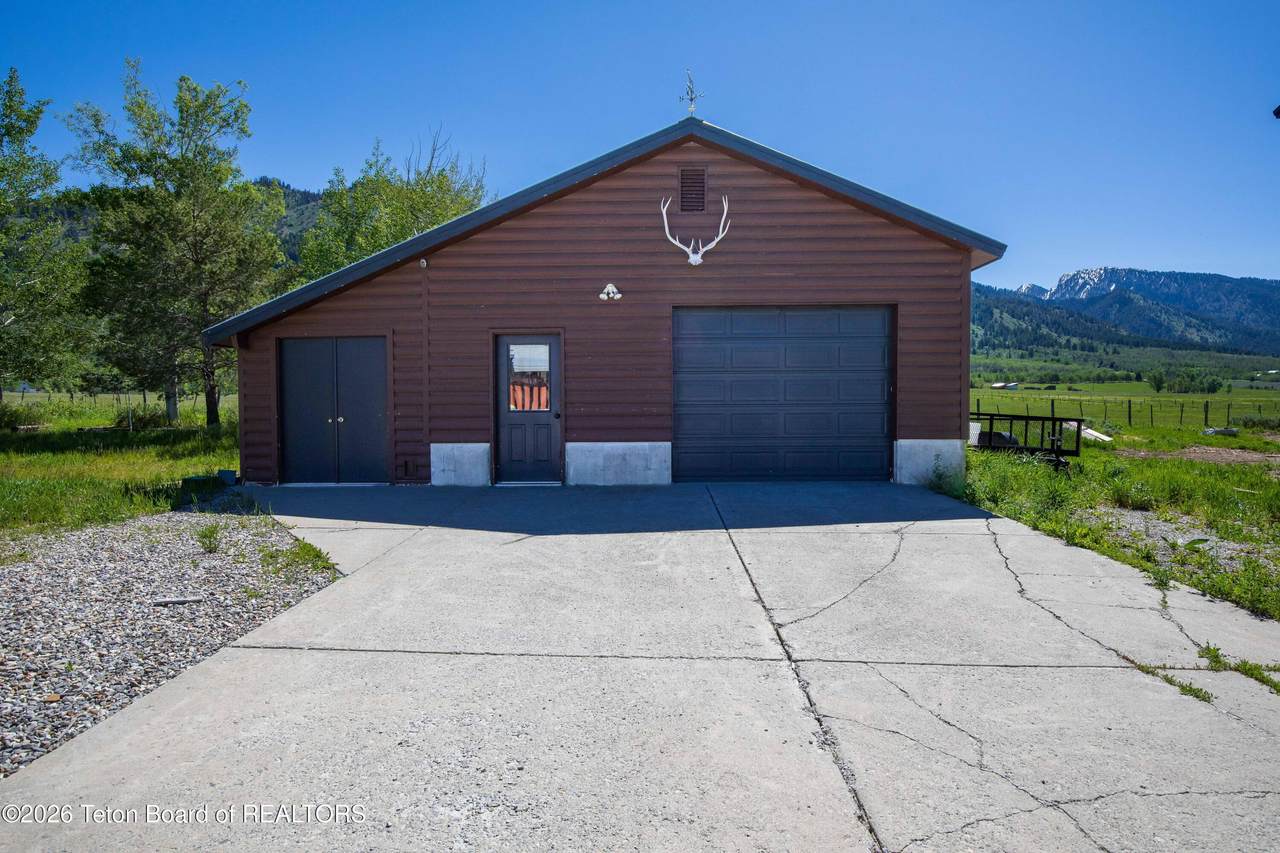 https://bt-photos.global.ssl.fastly.net/teton/1280_boomver_1_26-1386-2.jpg
