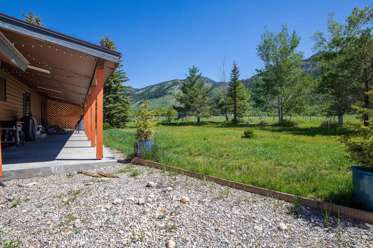 https://bt-photos.global.ssl.fastly.net/teton/1280_boomver_1_26-1386-2.jpg