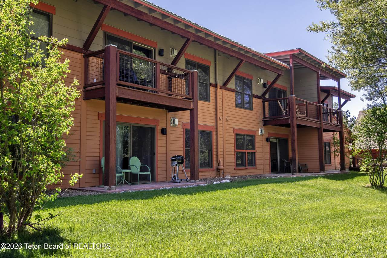 https://bt-photos.global.ssl.fastly.net/teton/1280_boomver_1_26-1402-2.jpg