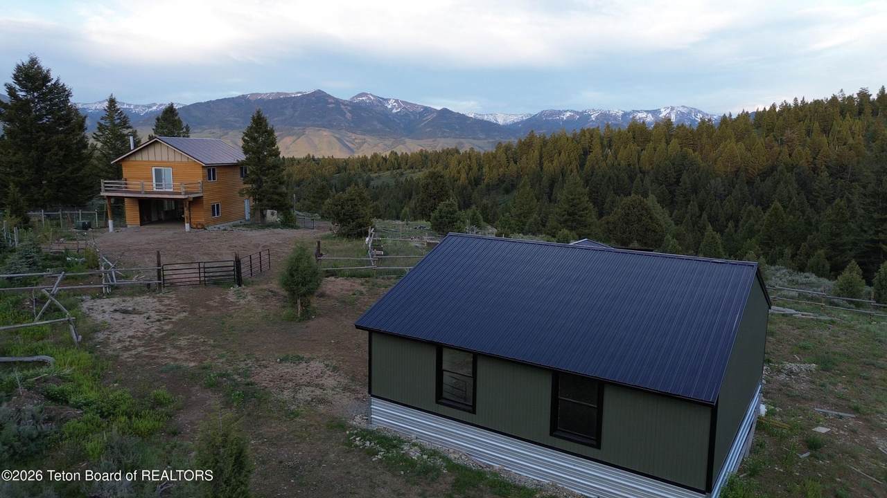 https://bt-photos.global.ssl.fastly.net/teton/1280_boomver_1_26-1406-2.jpg