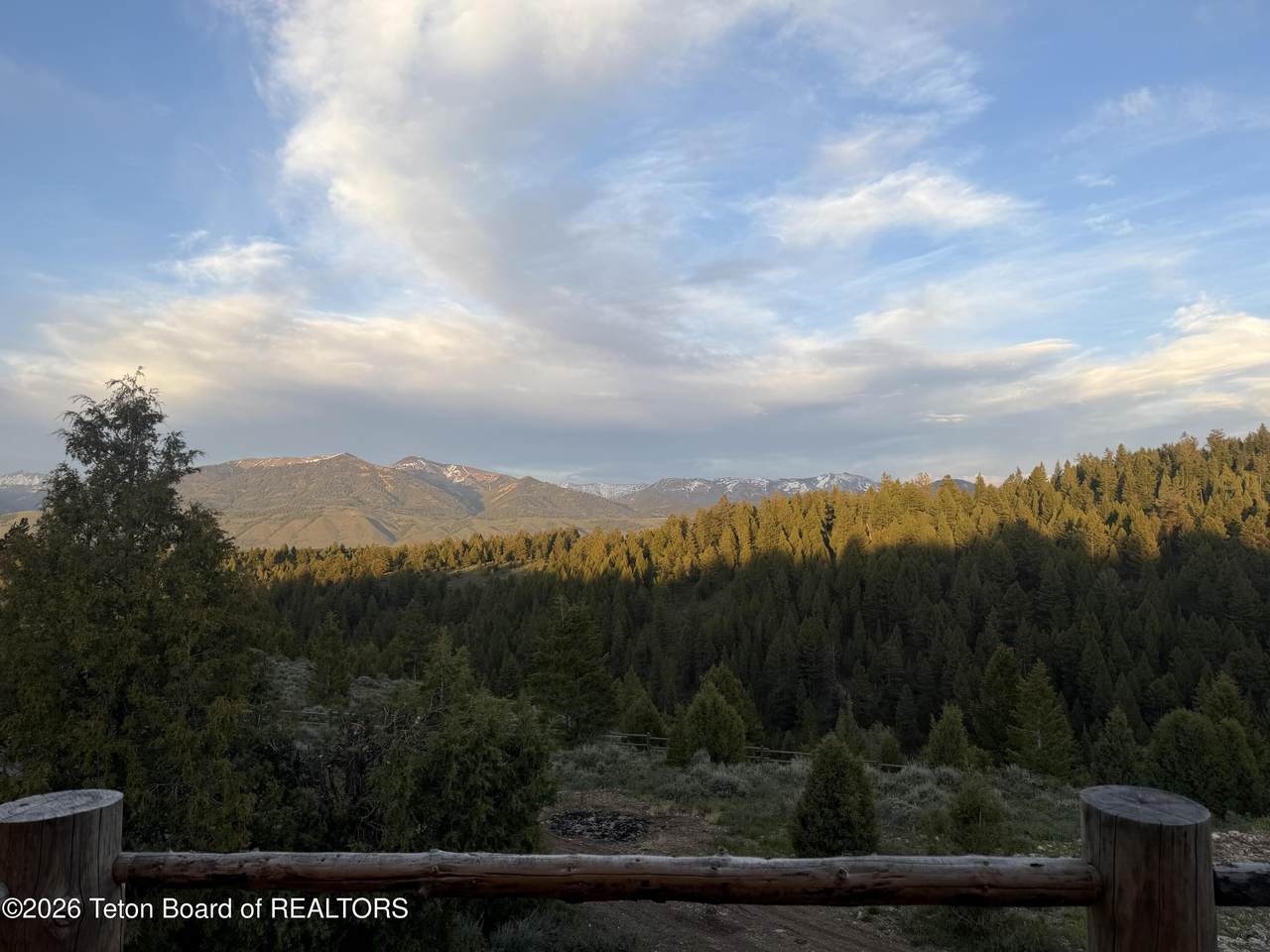 https://bt-photos.global.ssl.fastly.net/teton/1280_boomver_1_26-1406-2.jpg