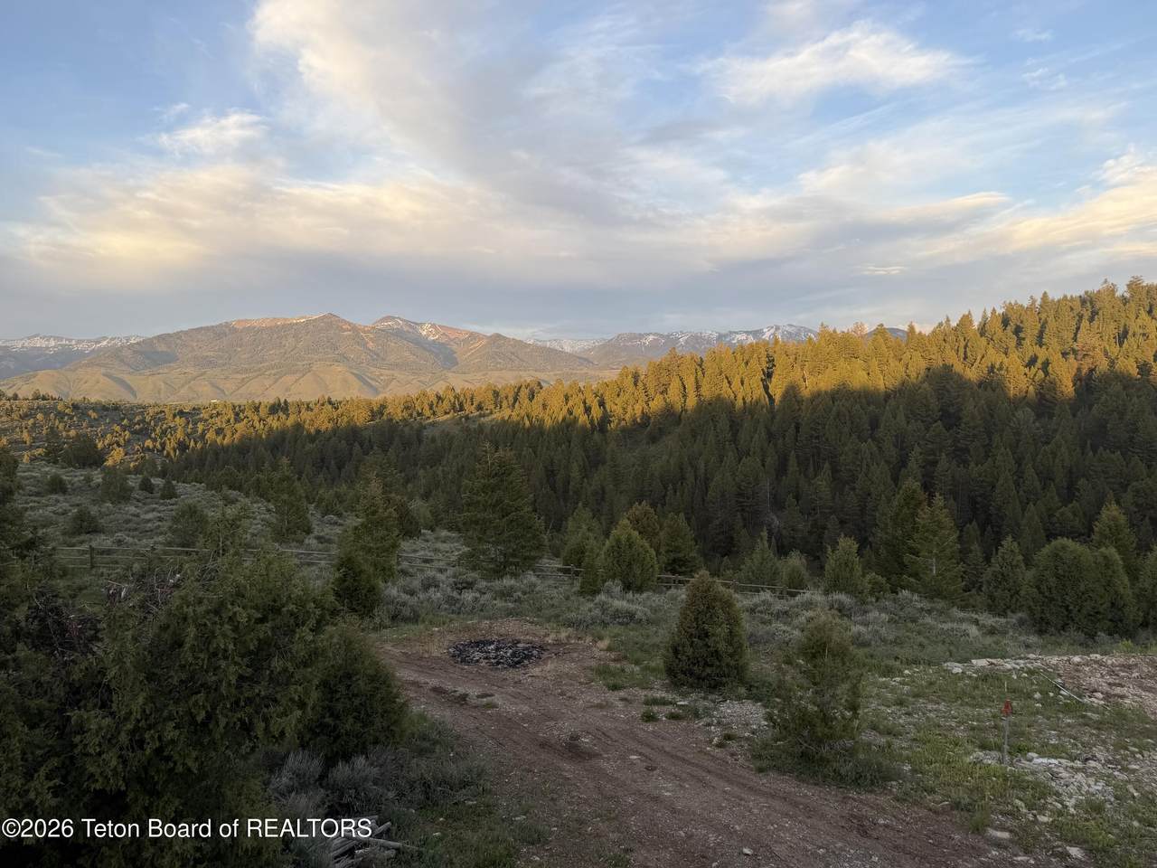 https://bt-photos.global.ssl.fastly.net/teton/1280_boomver_1_26-1406-2.jpg