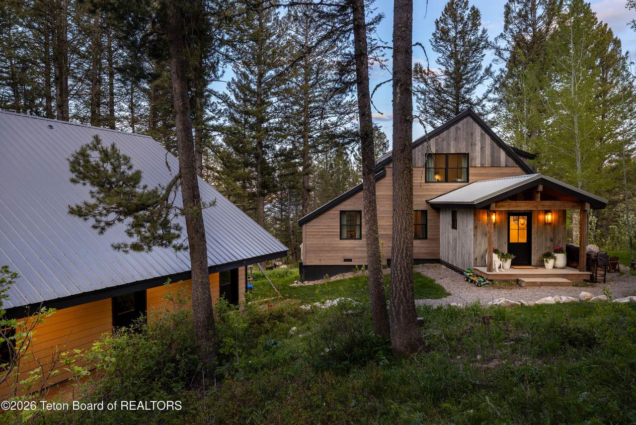 6900 Paintbrush Trail - Photo 1