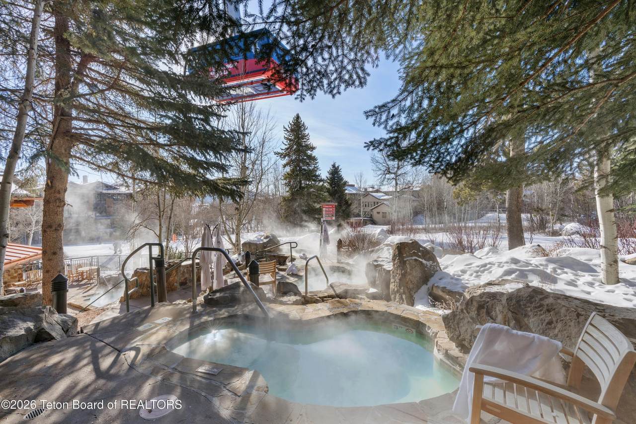 https://bt-photos.global.ssl.fastly.net/teton/1280_boomver_1_26-1459-2.jpg