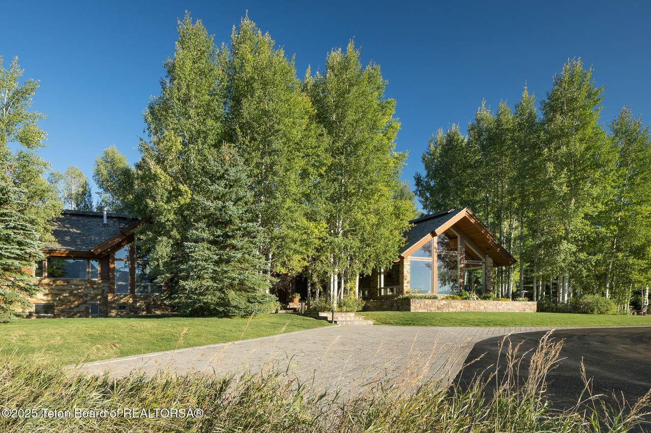 2540 Trader Road - Photo 1