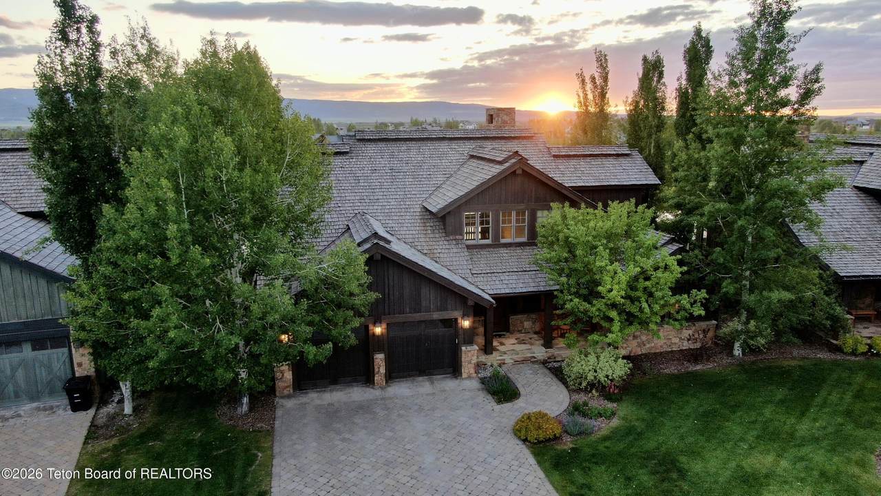 https://bt-photos.global.ssl.fastly.net/teton/1280_boomver_1_26-1475-2.jpg