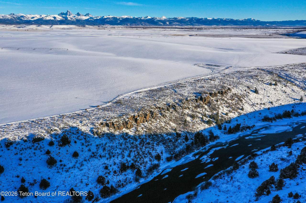 https://bt-photos.global.ssl.fastly.net/teton/orig_boomver_1_26-1480-2.jpg