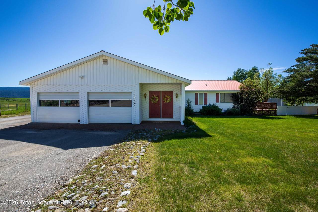 1357 Muddy String Road - Photo 1