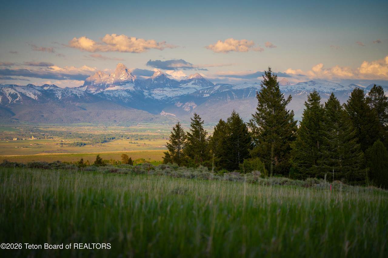 https://bt-photos.global.ssl.fastly.net/teton/orig_boomver_1_26-1493-2.jpg