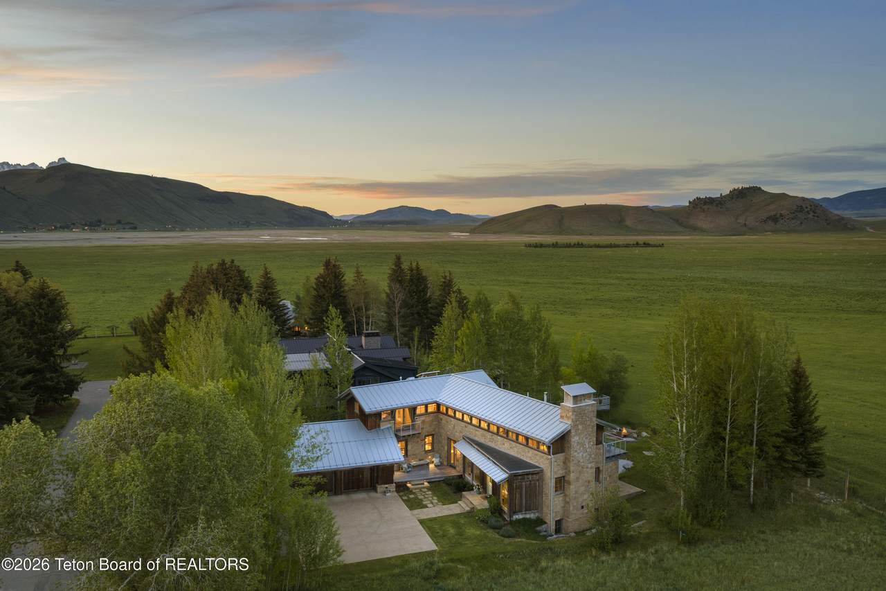 https://bt-photos.global.ssl.fastly.net/teton/1280_boomver_1_26-1496-2.jpg