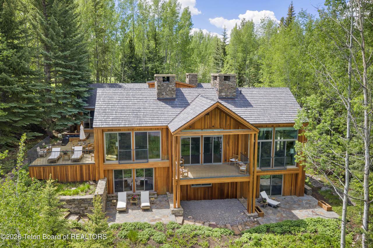https://bt-photos.global.ssl.fastly.net/teton/1280_boomver_1_26-1522-2.jpg
