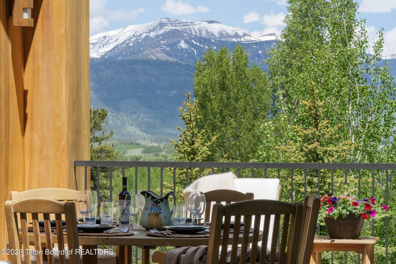 https://bt-photos.global.ssl.fastly.net/teton/1280_boomver_1_26-1522-2.jpg