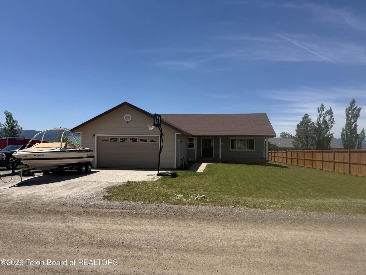 https://bt-photos.global.ssl.fastly.net/teton/1280_boomver_1_26-1526-2.jpg