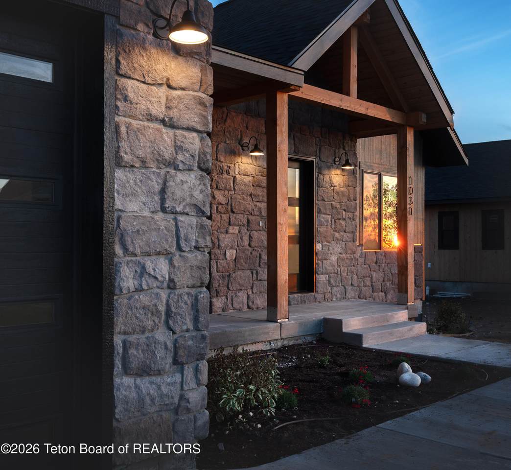 https://bt-photos.global.ssl.fastly.net/teton/1280_boomver_1_26-1528-2.jpg