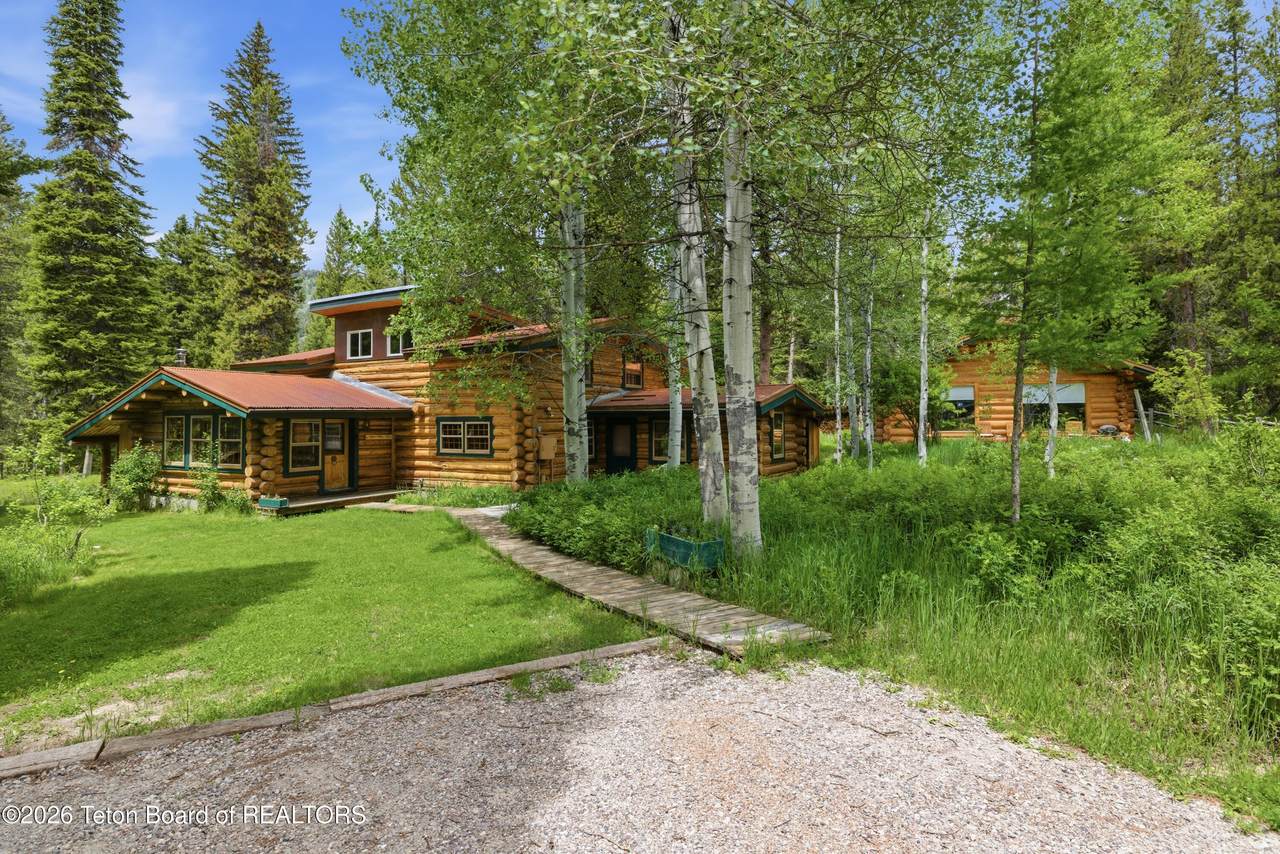 https://bt-photos.global.ssl.fastly.net/teton/1280_boomver_1_26-1533-2.jpg
