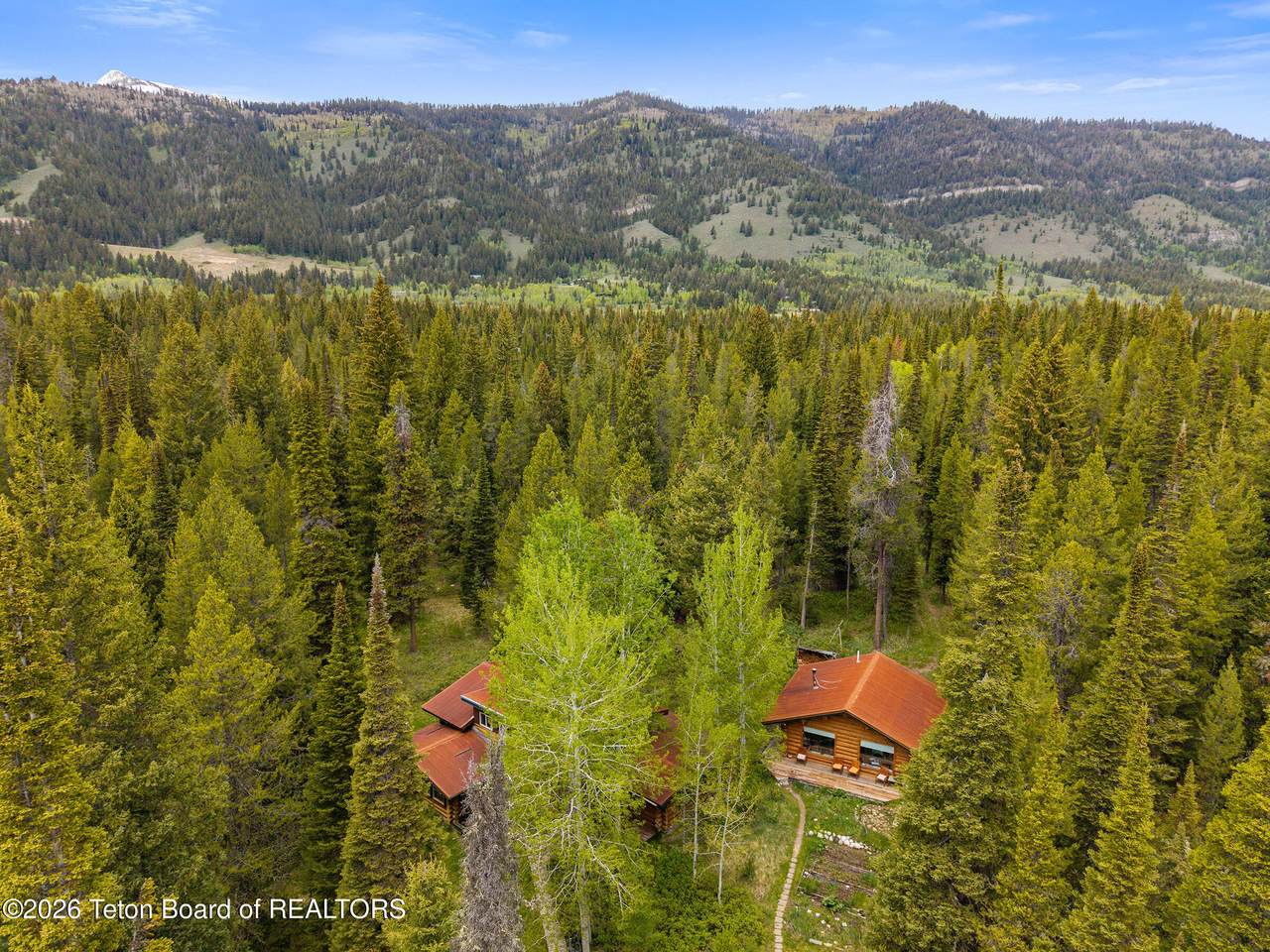 https://bt-photos.global.ssl.fastly.net/teton/1280_boomver_1_26-1533-2.jpg