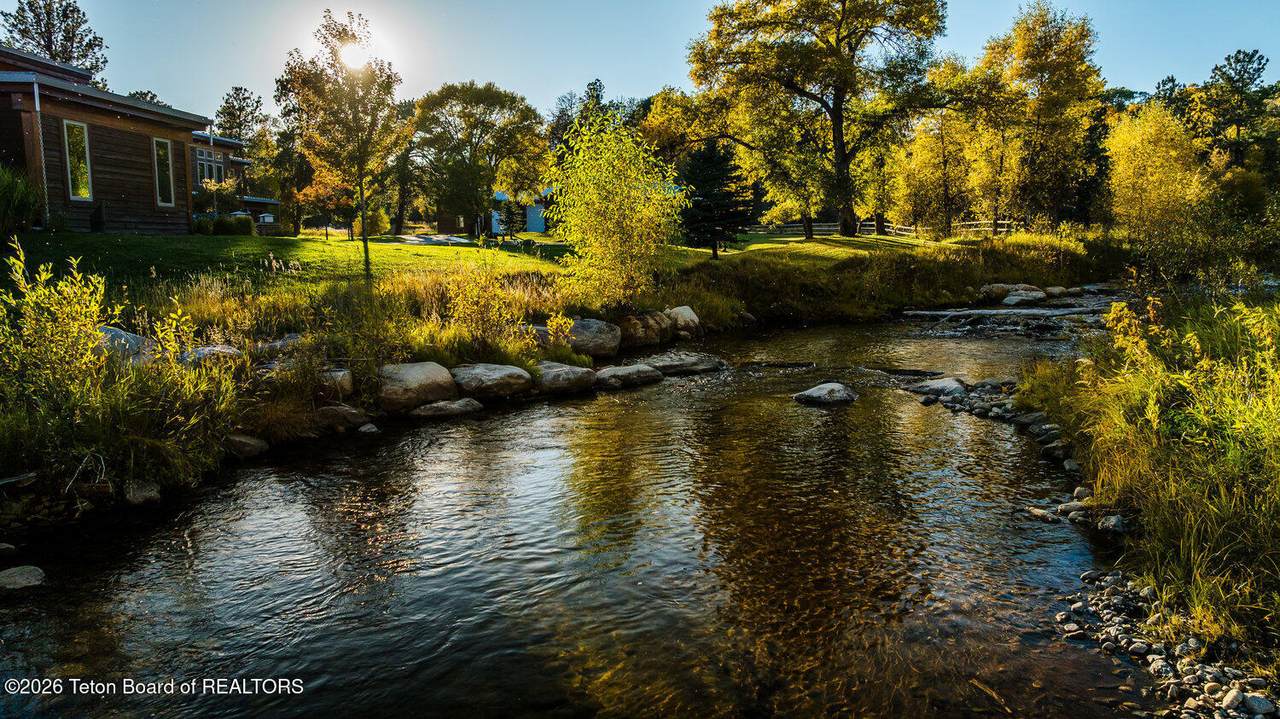 https://bt-photos.global.ssl.fastly.net/teton/1280_boomver_1_26-1540-2.jpg
