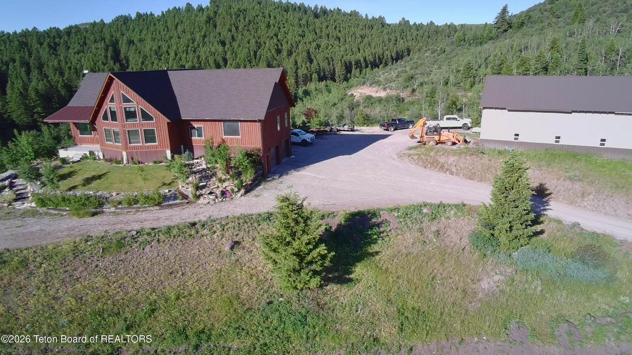 1041 Harmony Creek Drive - Photo 1