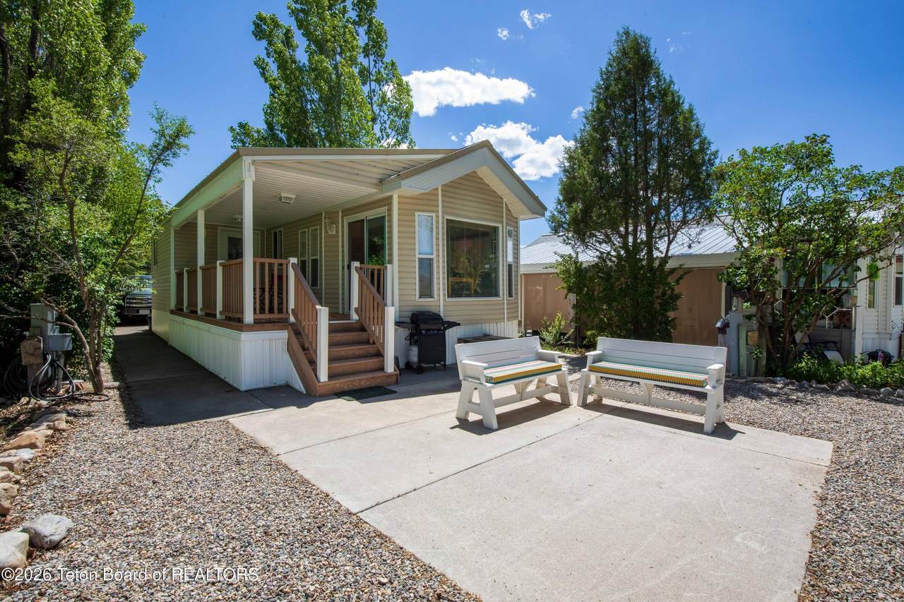 https://bt-photos.global.ssl.fastly.net/teton/1280_boomver_1_26-1622-2.jpg