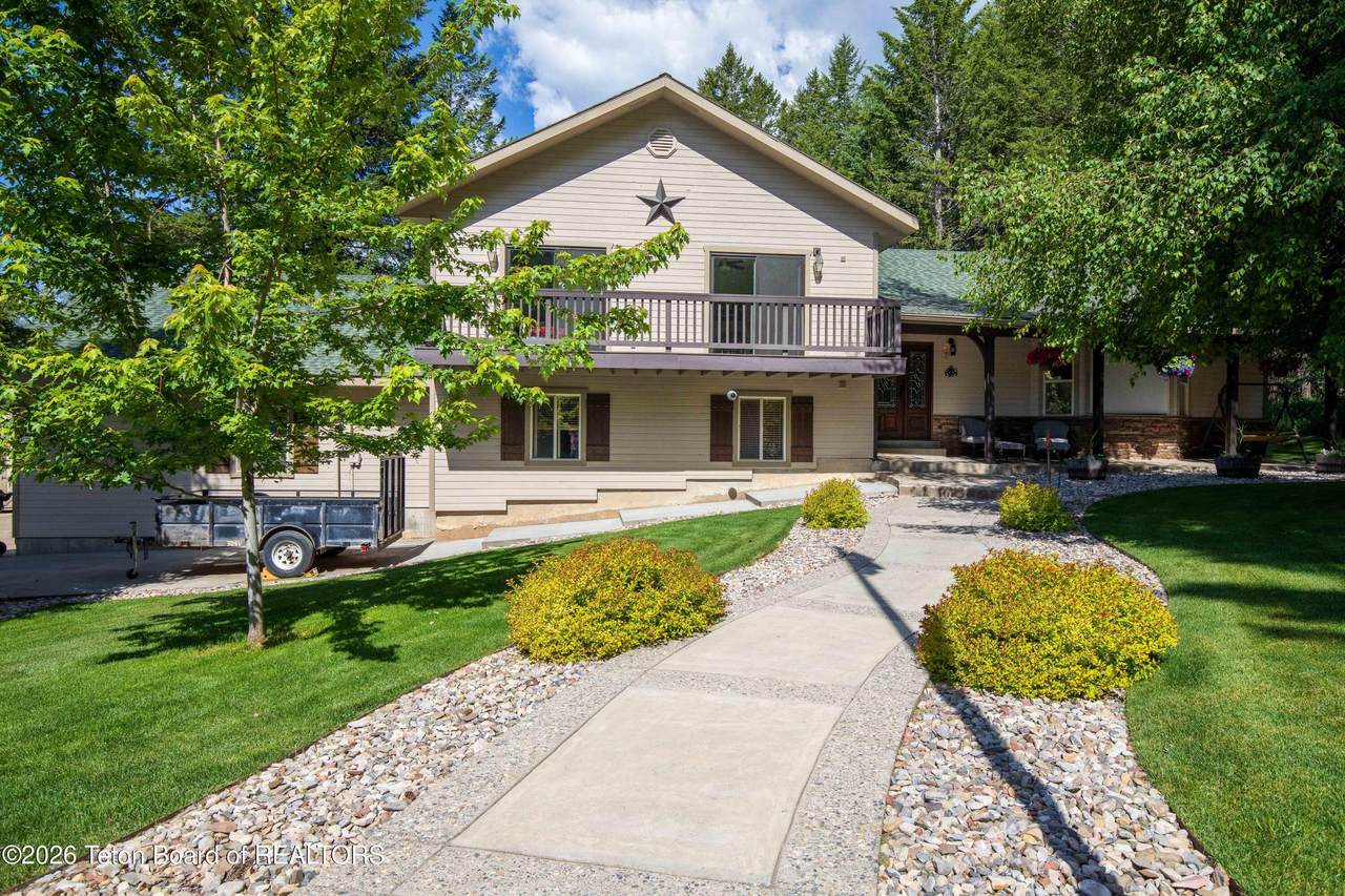 https://bt-photos.global.ssl.fastly.net/teton/1280_boomver_1_26-1624-2.jpg