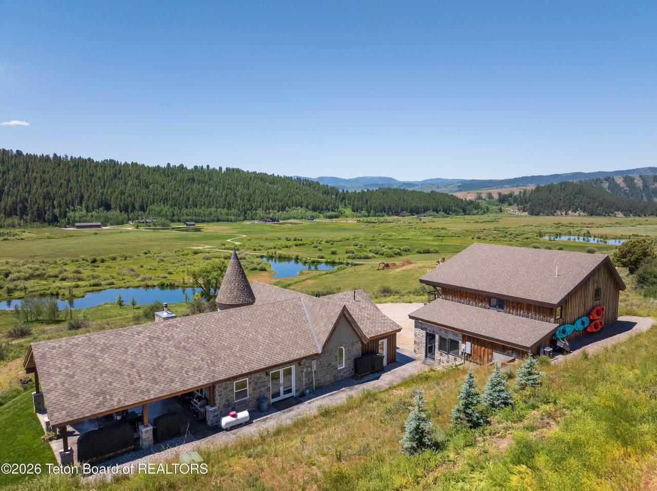 https://bt-photos.global.ssl.fastly.net/teton/1280_boomver_2_26-1631-2.jpg