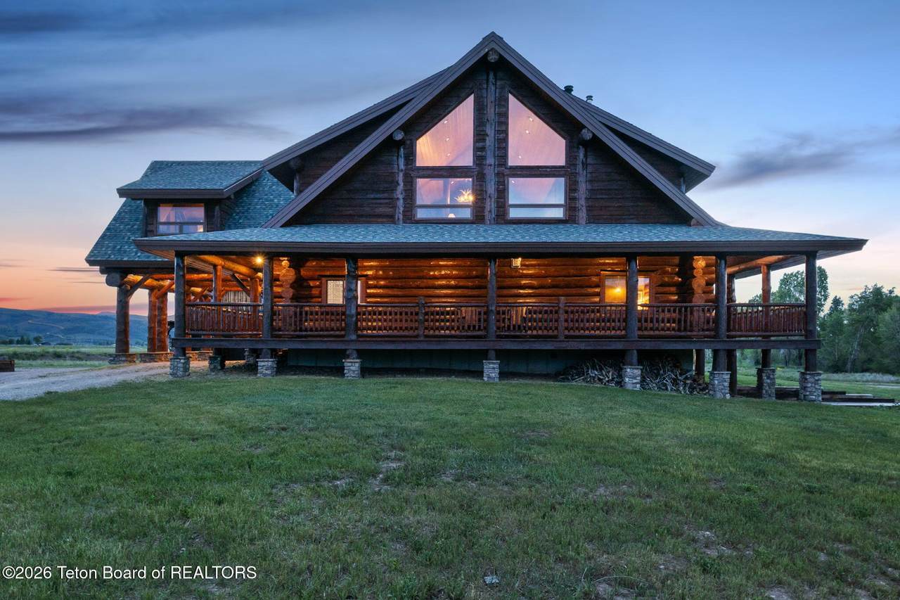 https://bt-photos.global.ssl.fastly.net/teton/1280_boomver_1_26-1634-2.jpg