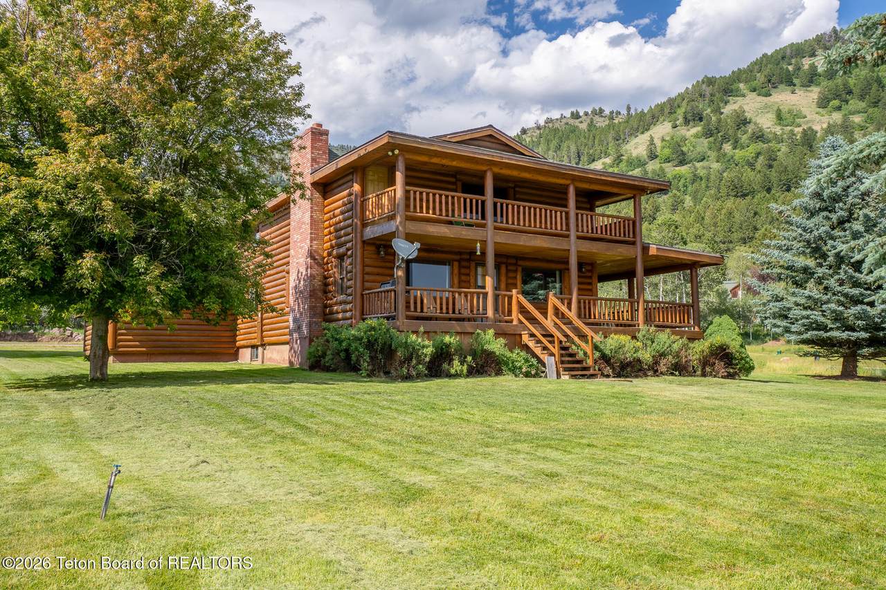 112 Canyon Pines Way - Photo 1