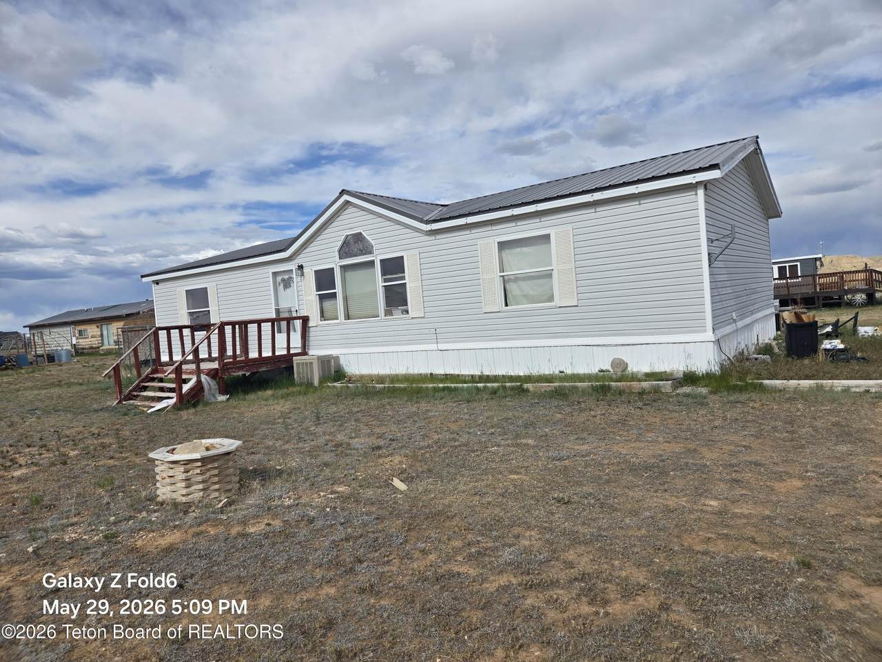 519 6TH Street - Photo 1