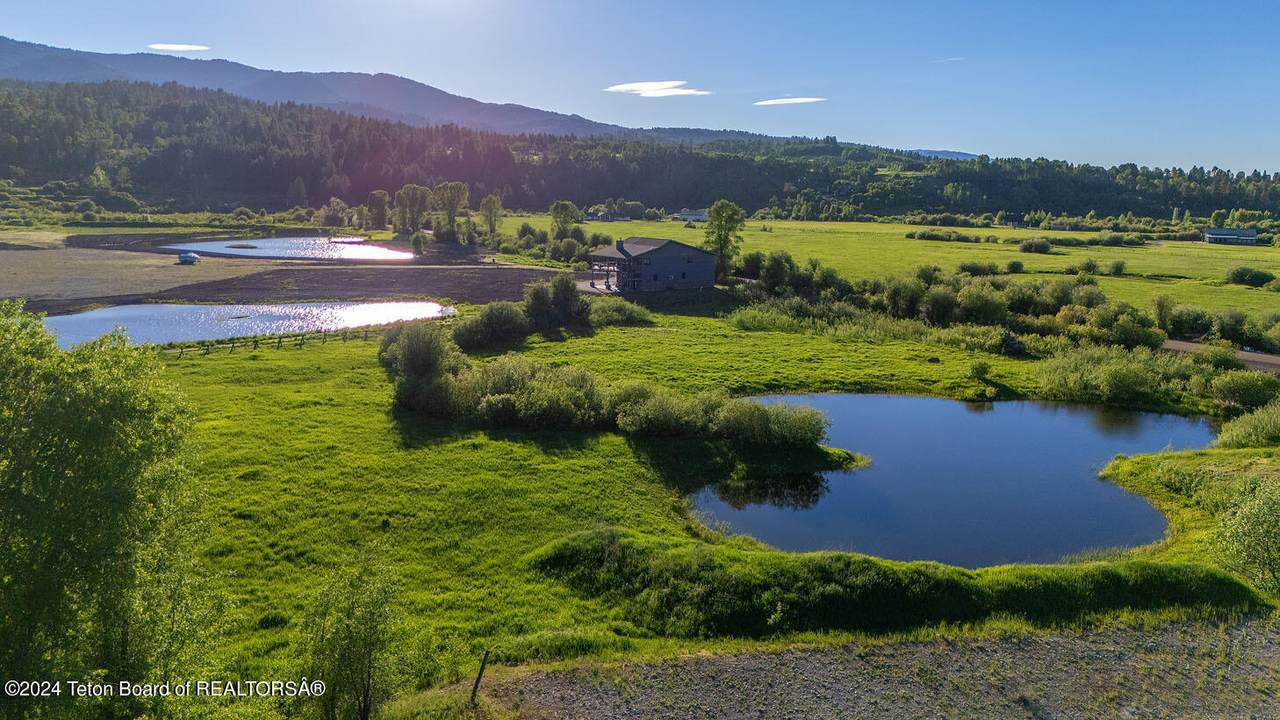 https://bt-photos.global.ssl.fastly.net/teton/1280_boomver_1_26-1717-2.jpg