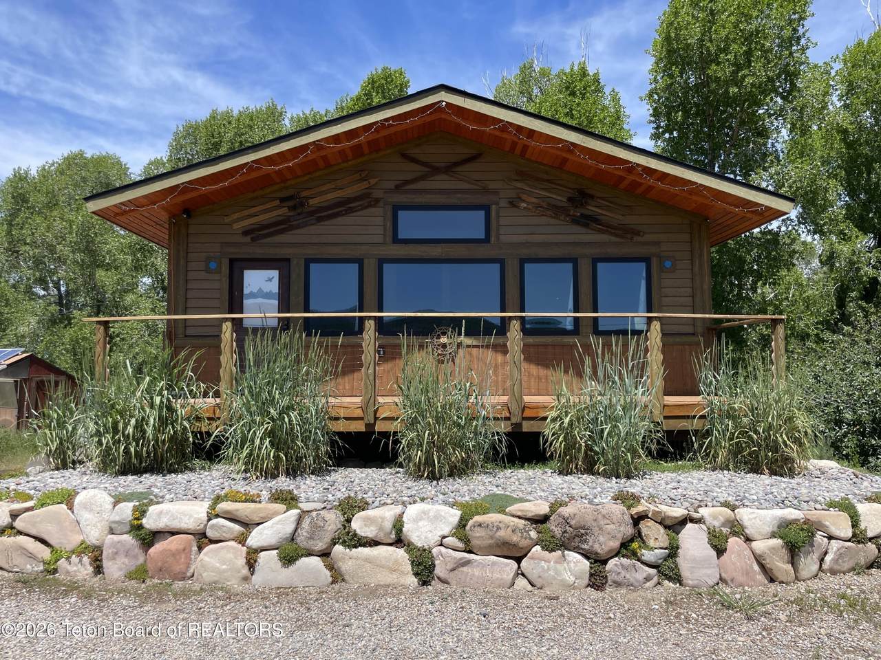https://bt-photos.global.ssl.fastly.net/teton/1280_boomver_1_26-1730-2.jpg