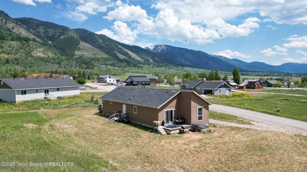 https://bt-photos.global.ssl.fastly.net/teton/1280_boomver_1_26-1733-2.jpg