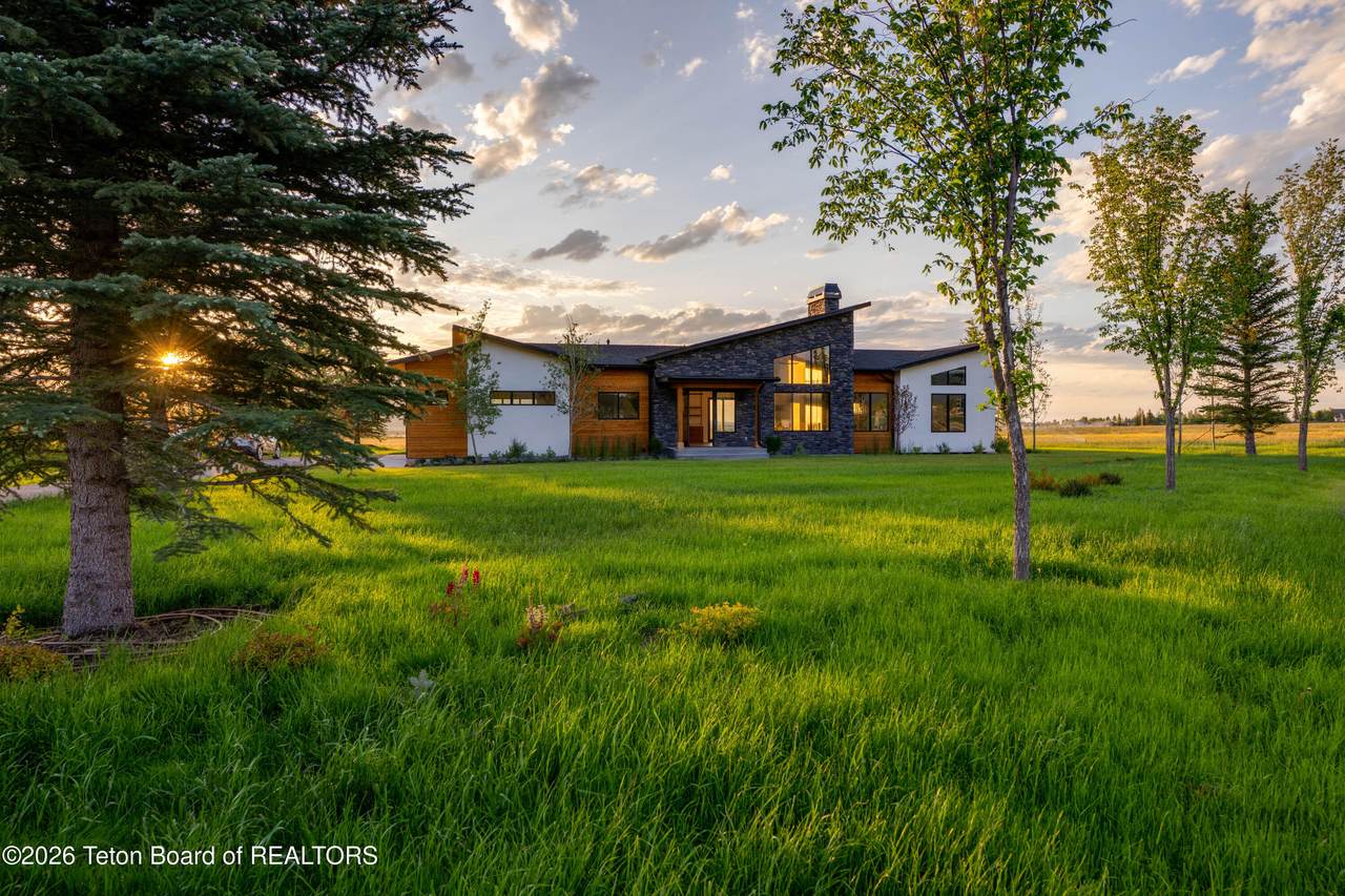 https://bt-photos.global.ssl.fastly.net/teton/1280_boomver_1_26-1759-2.jpg