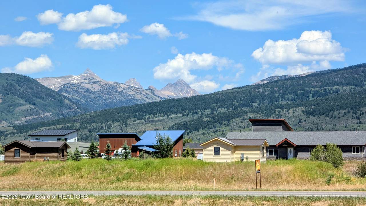 https://bt-photos.global.ssl.fastly.net/teton/1280_boomver_1_26-1800-2.jpg