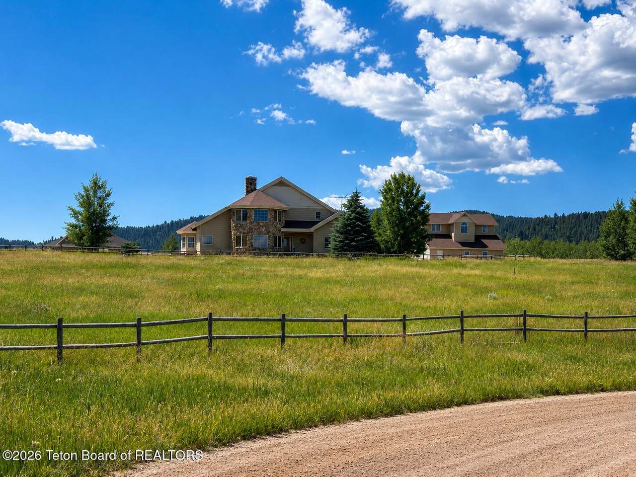 https://bt-photos.global.ssl.fastly.net/teton/1280_boomver_1_26-1822-2.jpg