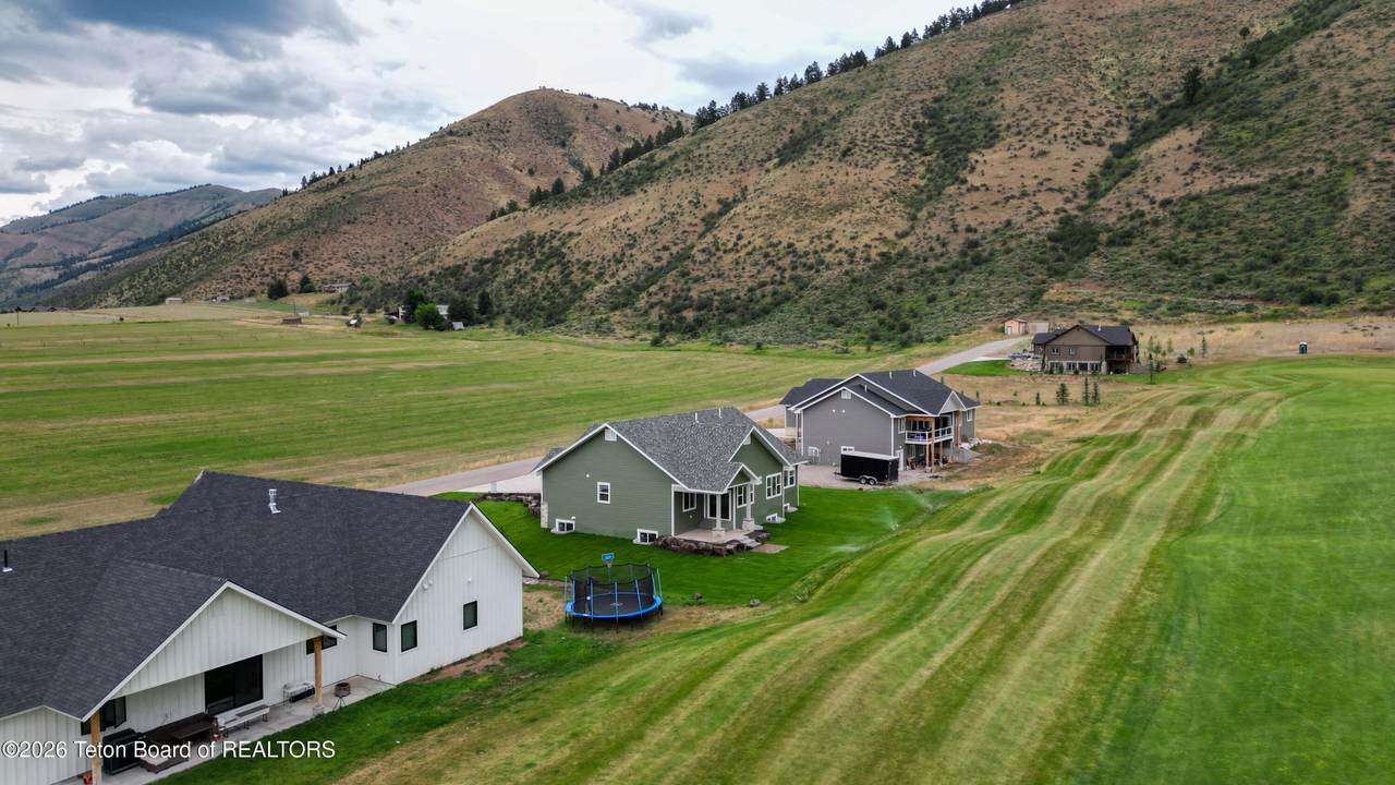 https://bt-photos.global.ssl.fastly.net/teton/1280_boomver_1_26-1898-2.jpg