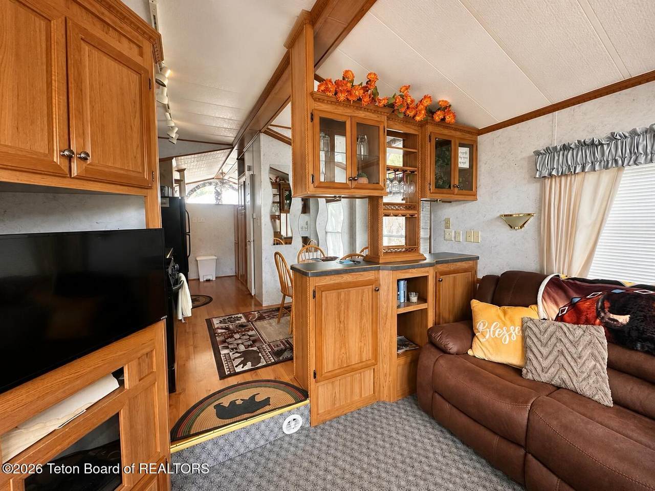 https://bt-photos.global.ssl.fastly.net/teton/1280_boomver_1_26-1905-2.jpg