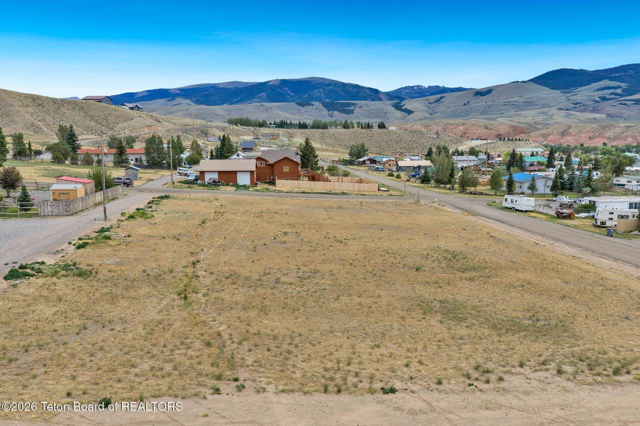 https://bt-photos.global.ssl.fastly.net/teton/1280_boomver_1_26-1908-2.jpg