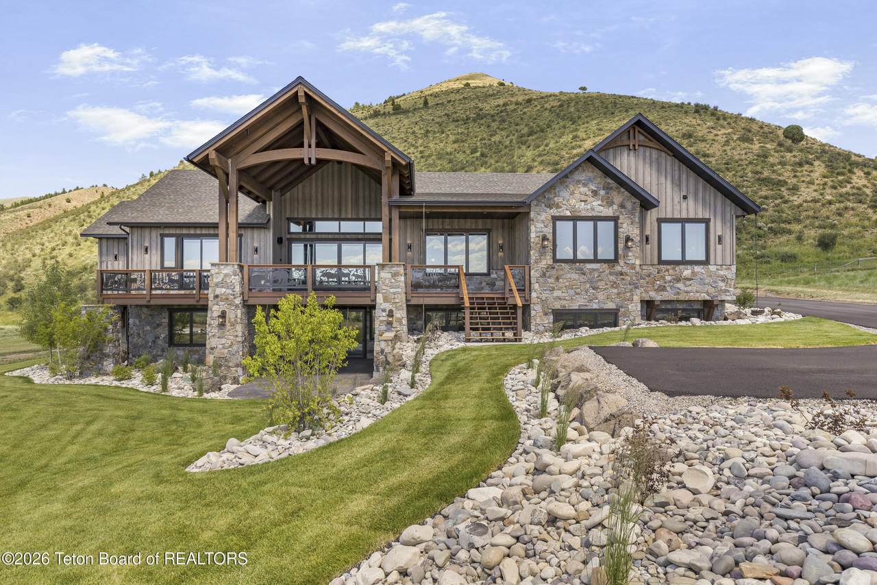 https://bt-photos.global.ssl.fastly.net/teton/1280_boomver_1_26-1915-2.jpg