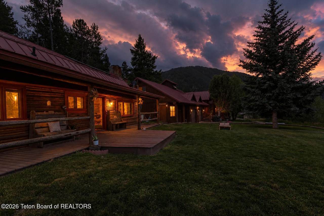 12100 Palmer Creek Drive - Photo 1