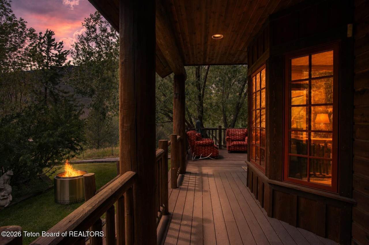 https://bt-photos.global.ssl.fastly.net/teton/1280_boomver_1_26-1922-2.jpg